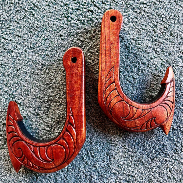 Beatnik Hawaiian Hook Rack 2-Piece